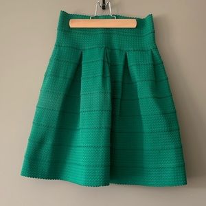 *Final Price* Anthro Skirt in trendy green 💚
